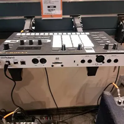 Roland - MV-1 2